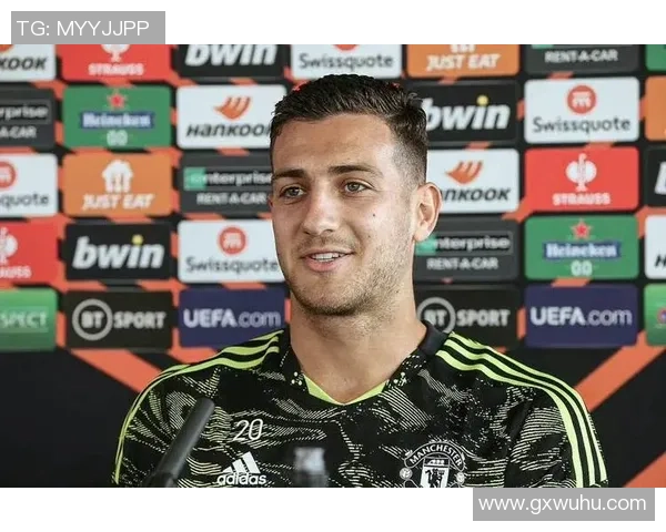 英超焦点战达洛特进球曼联1比1战平西汉姆联近5轮仅获一胜 英超焦点战达洛特进球曼联1比1战平西汉姆联近5轮仅获一胜